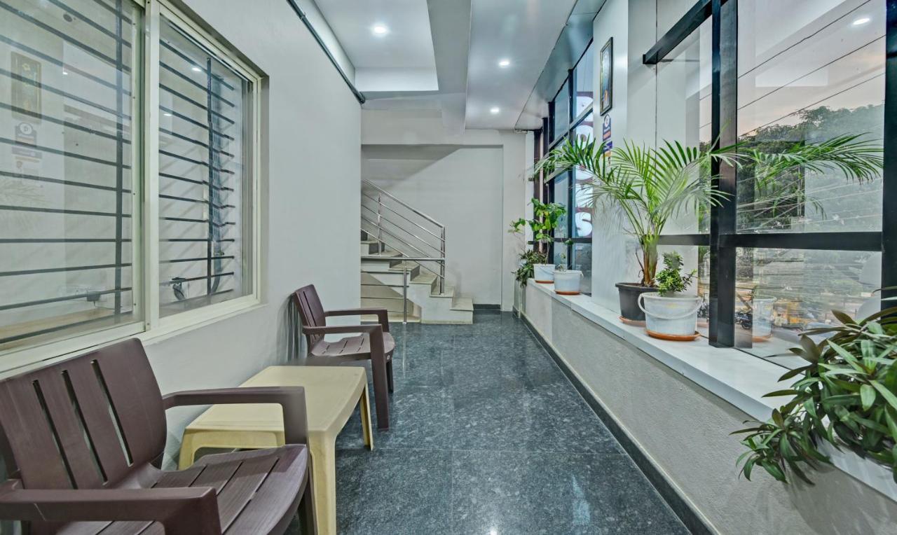 Treebo Trend Karan Residency Hotel Mysore Exterior foto